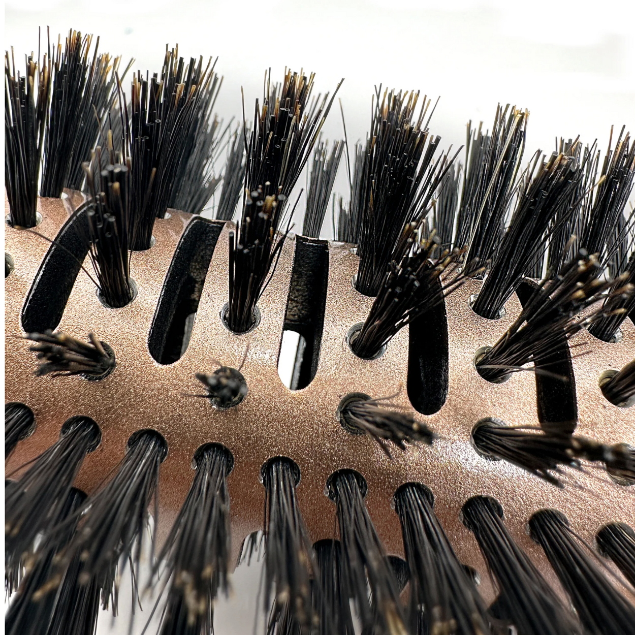 Phillips Brush 3" Tourmaline Monster Vent Round Mixed Boar & Ionic Nylon Bristles (LUXE-TMV4)