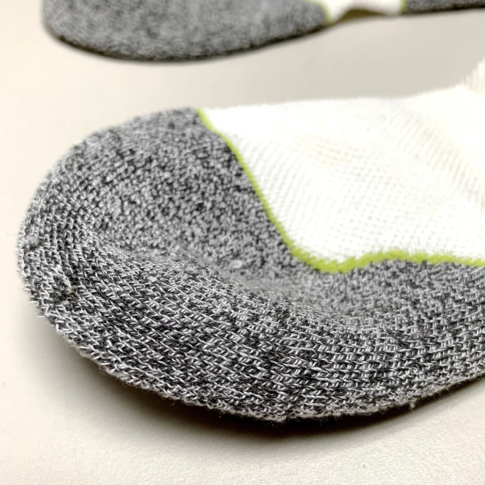 Nightcare Rejuvies Active Moisturizing Socks. Socks For Dry Feet